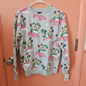 NWT Disney Crewneck Juniors Small Mickey & Minnie Mouse Ice Skating Sweatshirt